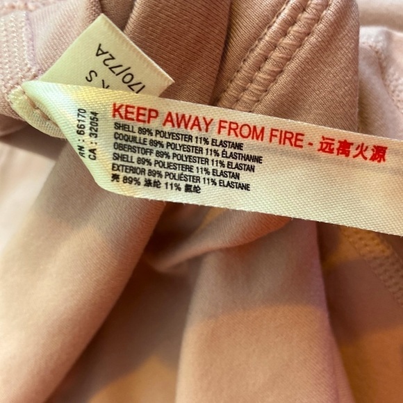 𝅺free PEOPLE MOVEMENT Hi Rise Biker Baby Short Raspberry - Picture 11 of 11